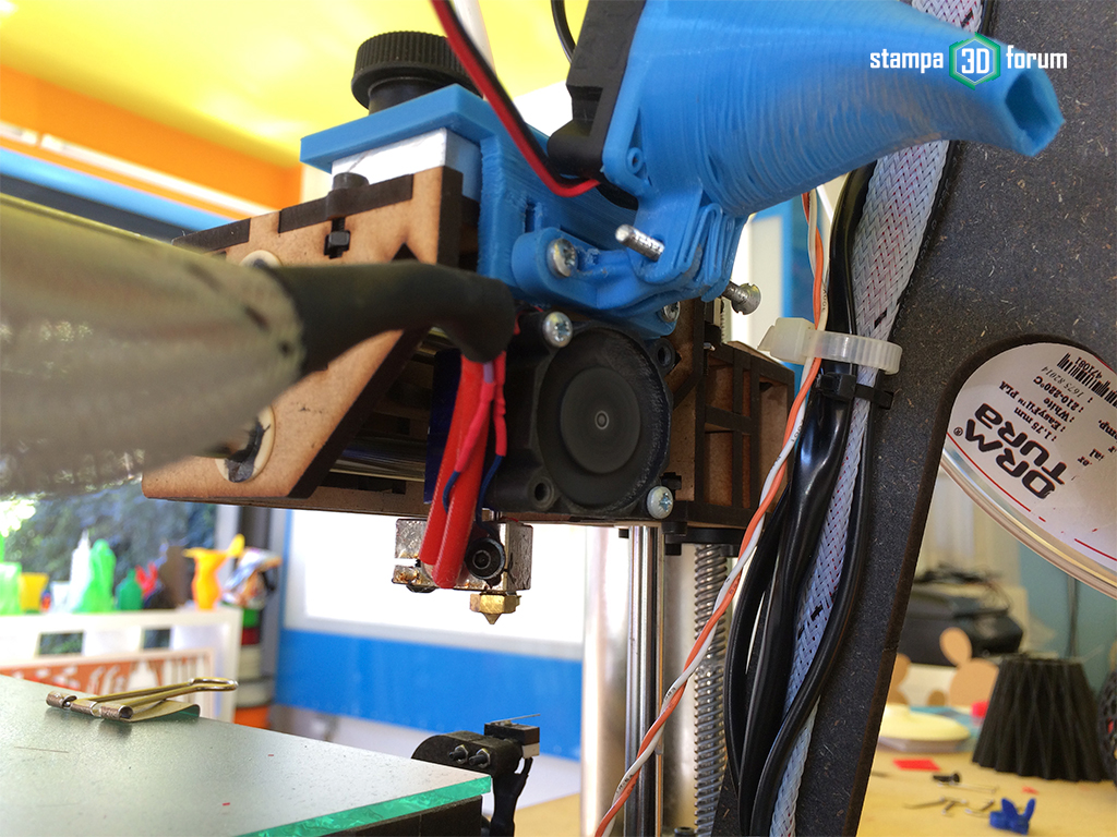 Maggiori informazioni su "Maker Faire Rome 2014 - Kentstrapper aggiorna le sue stampanti 3D"