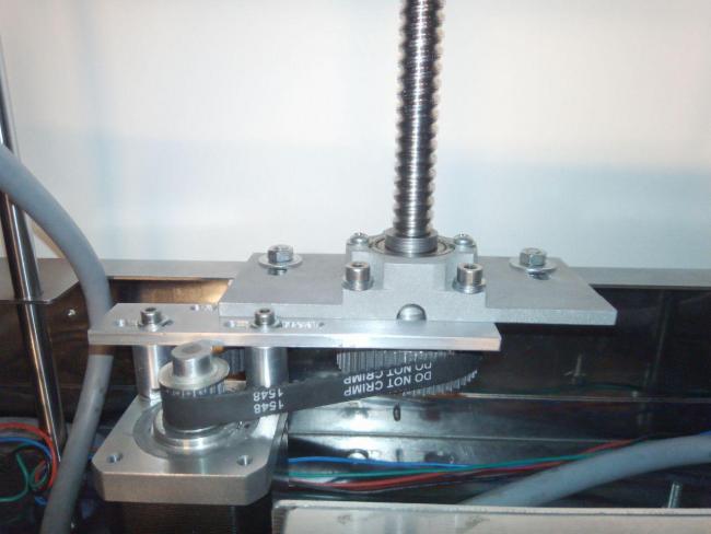 Vite ricircolo sfere.jpg