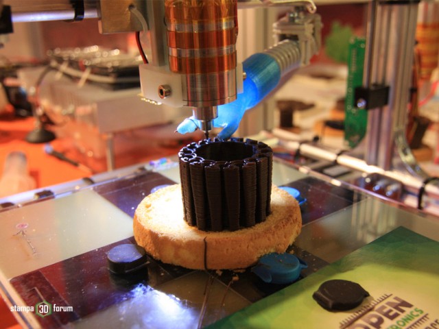 stampa-3d-cioccolato-maker-faire-rome-2014-2